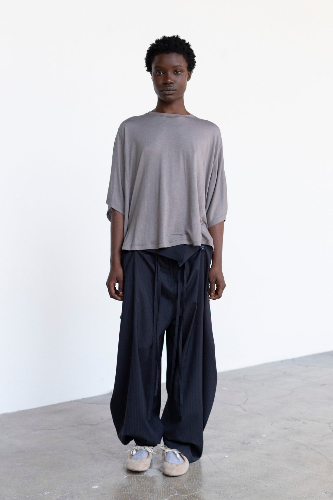 gray sita tee