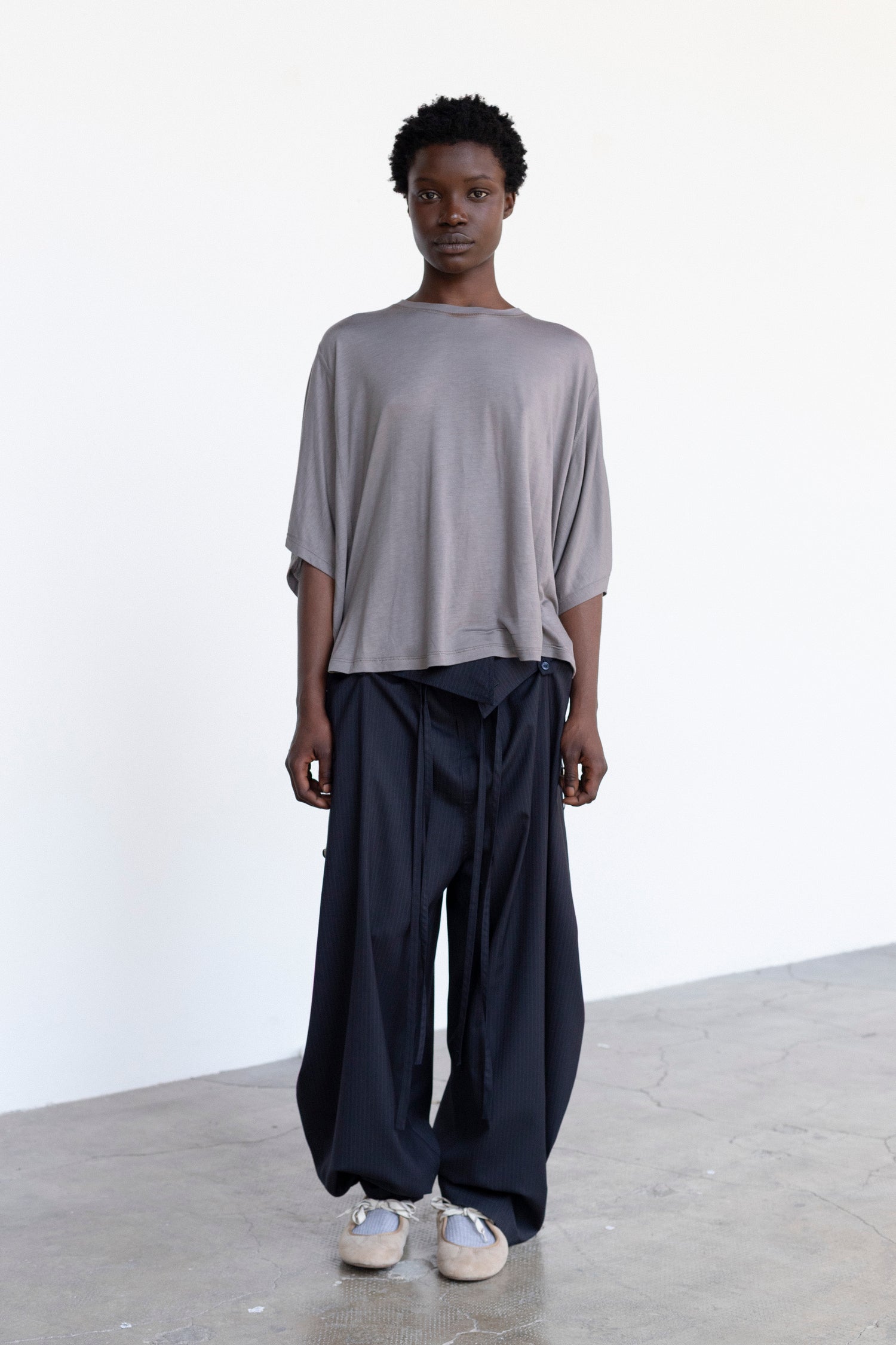 gray sita tee