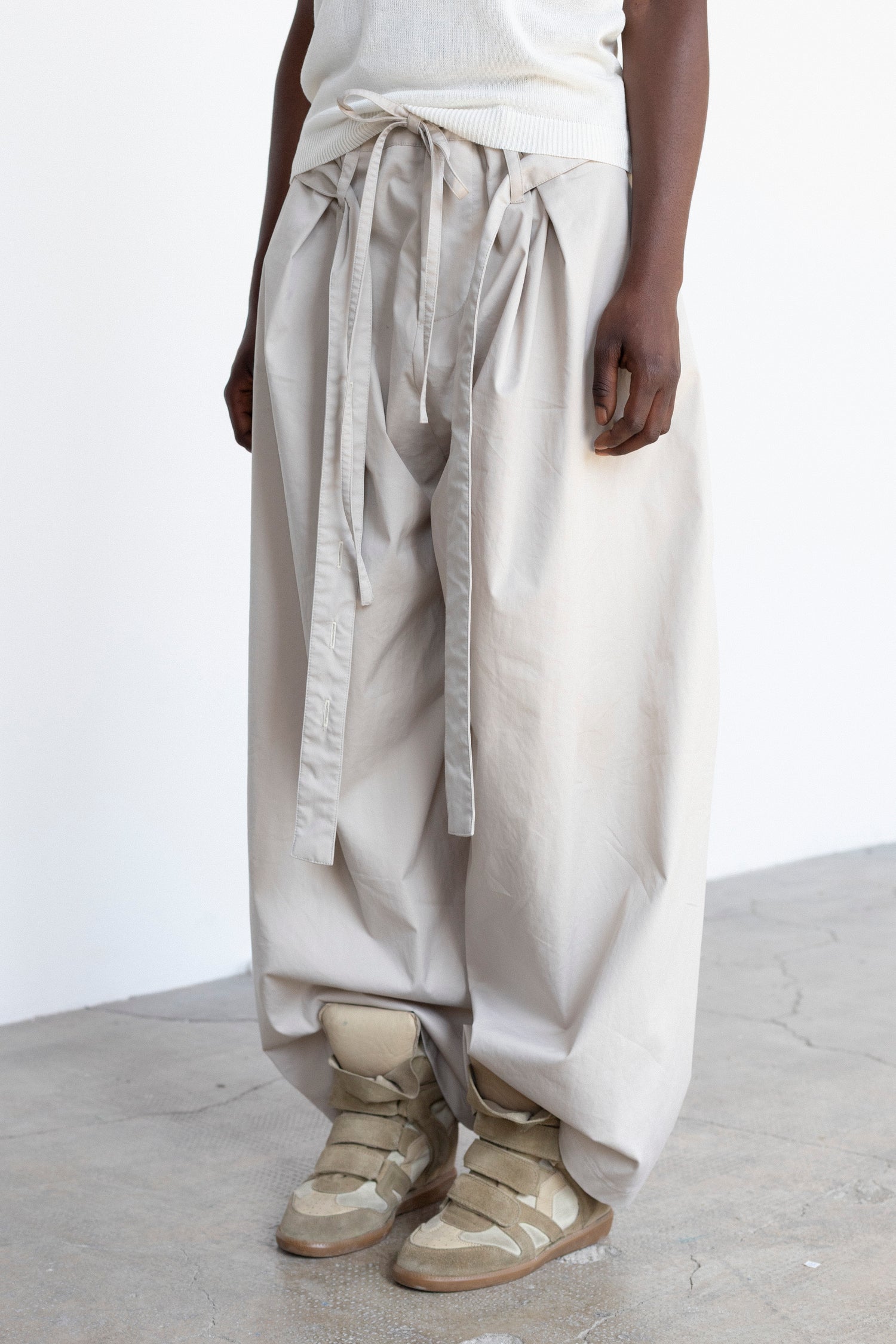 beige t2º pants